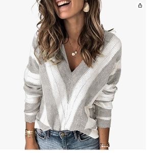 Knit pull over v neck sweater M New